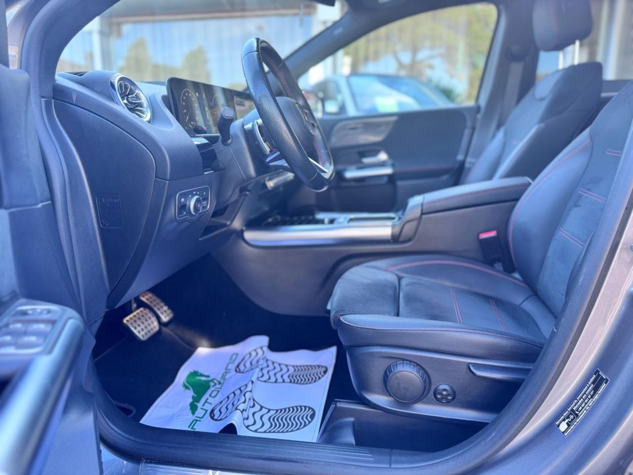 MERCEDES-BENZ B 200 d Automatic AMG Line Premium 150CV Ambient light