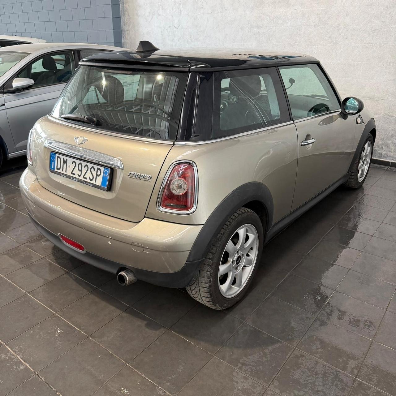 Mini Cooper 1.6 BENZINA NEOPATENTATI