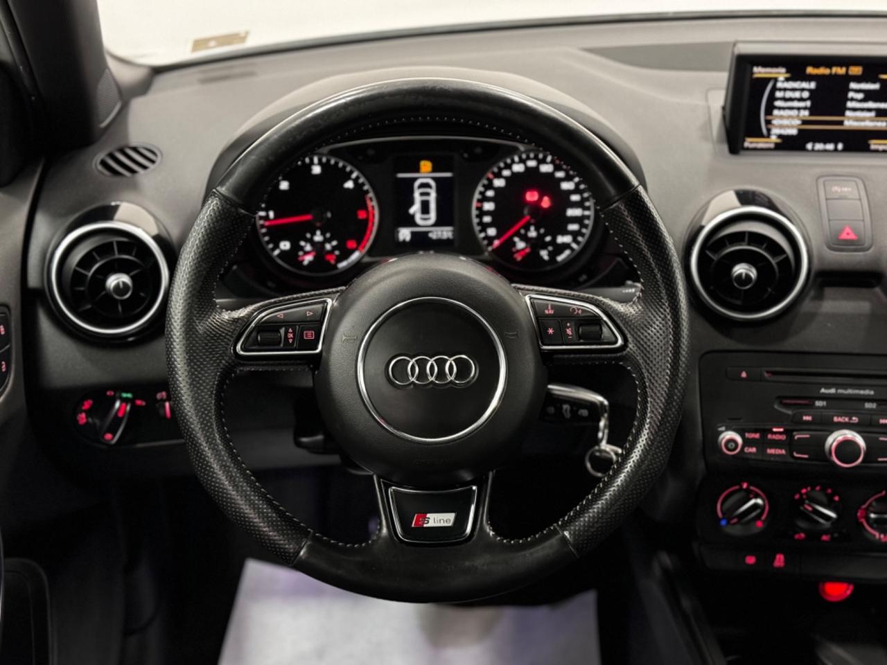 Audi A1 1.6 TDI S line edition plus