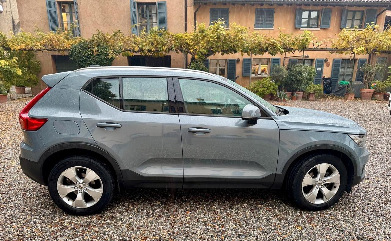 Volvo XC40 D3 AWD Geartronic Business Plus