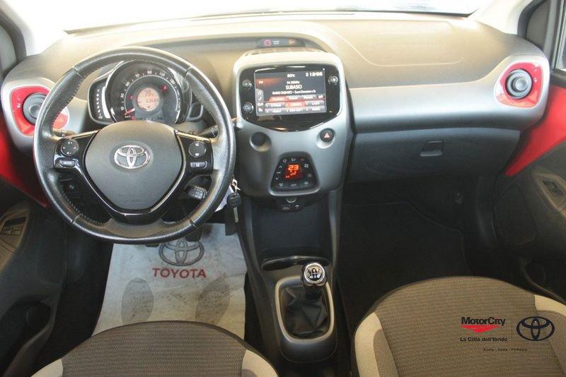 Toyota Aygo Connect 1.0 VVT-i 72 CV 5 porte x-play