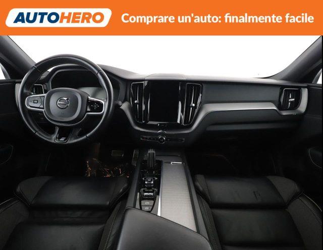 VOLVO XC60 B4 (d) AWD Geartronic R-design