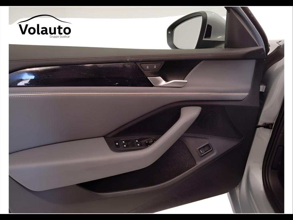 VOLKSWAGEN Passat IX 2024 - Passat 2.0 tdi scr Business 150cv dsg