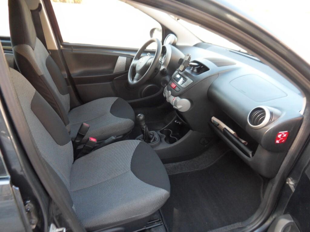 Toyota Aygo 1.0 12V VVT-i 5 porte Active