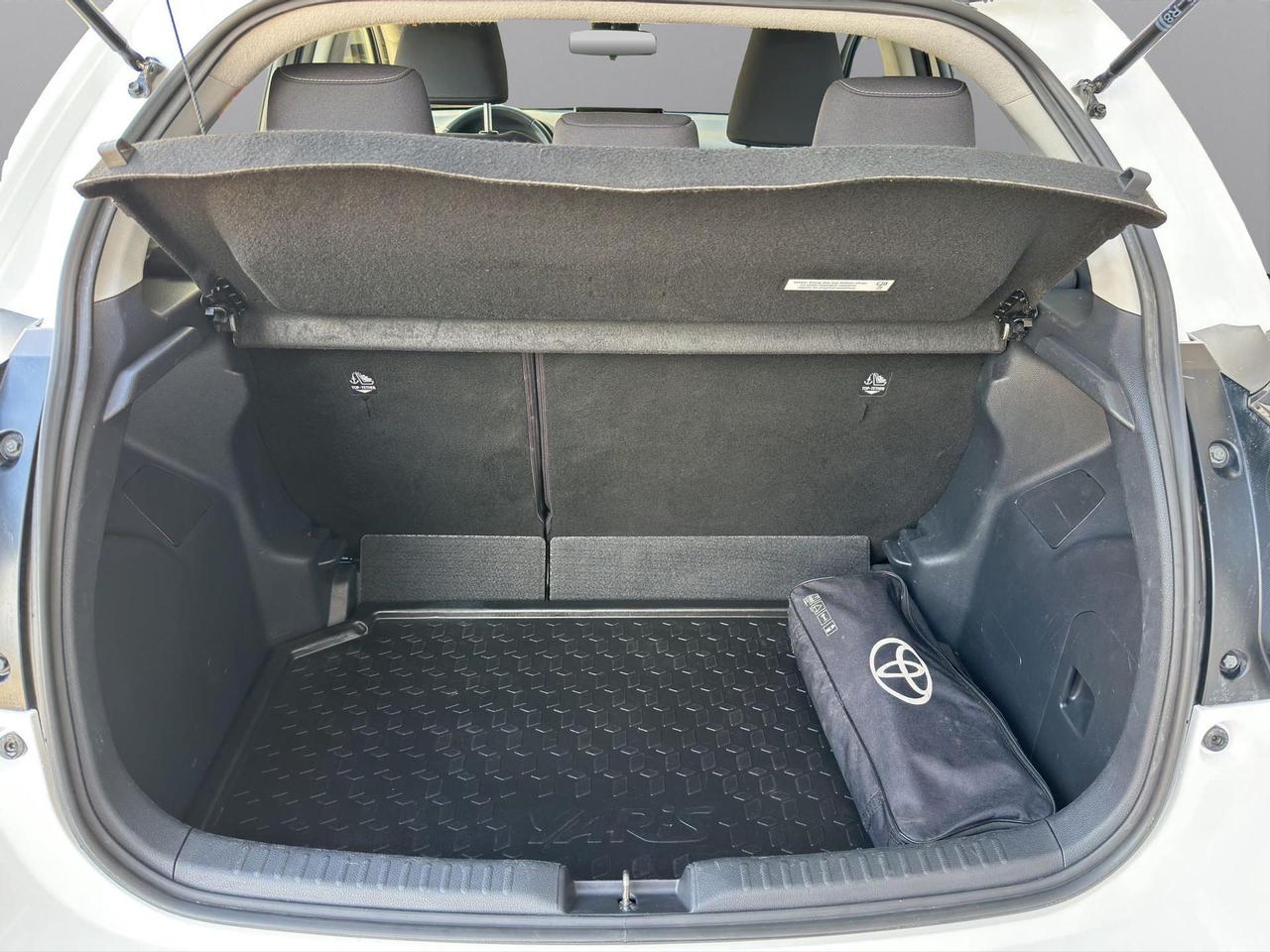 Toyota Yaris 1.5h Active