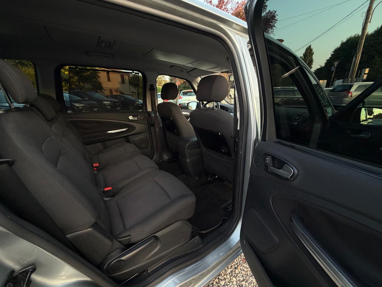 Ford Galaxy 2.0 TDCi 140 CV Titanium DPF