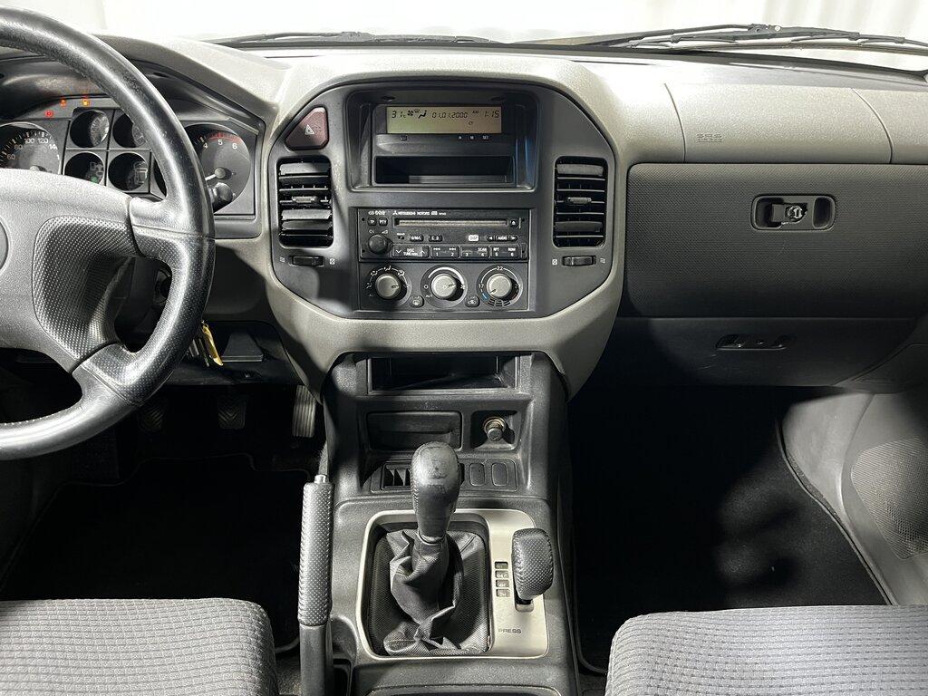 Mitsubishi Pajero 3.2 tdi 16v di-d Invite 3p