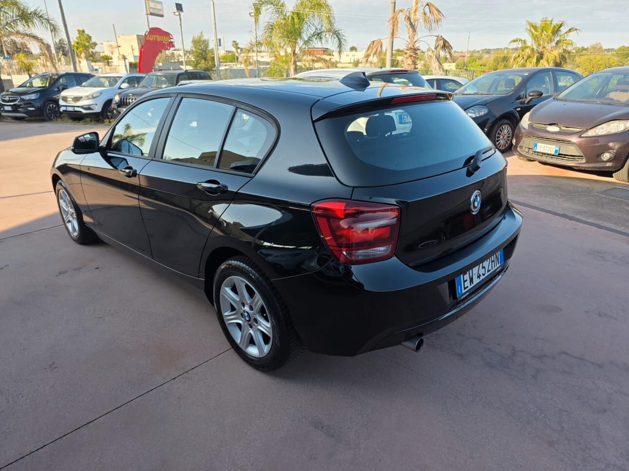 Bmw 114 114d 5p. Urban