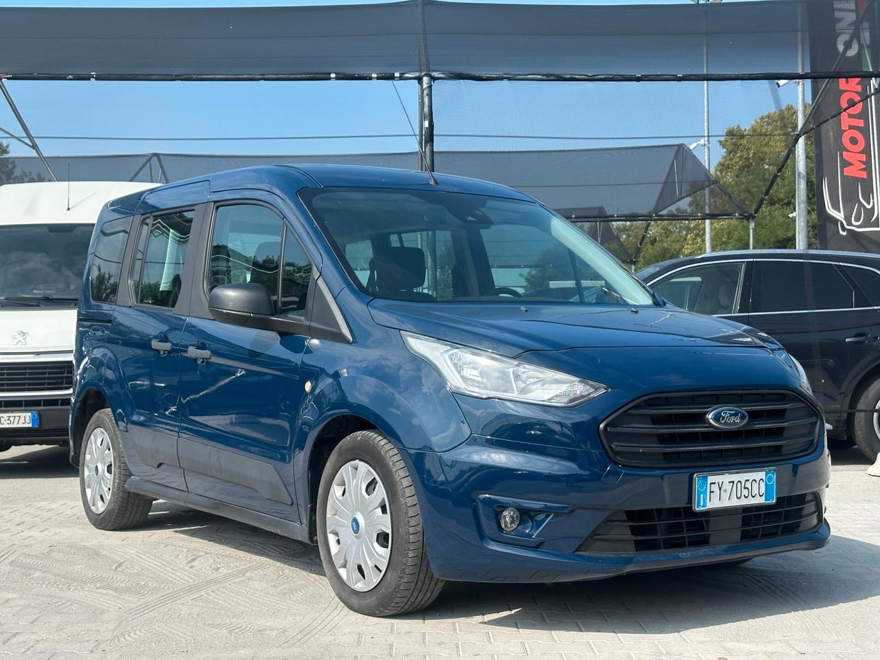 Ford Tourneo Connect 1.5 TDCi 120 CV Titanium