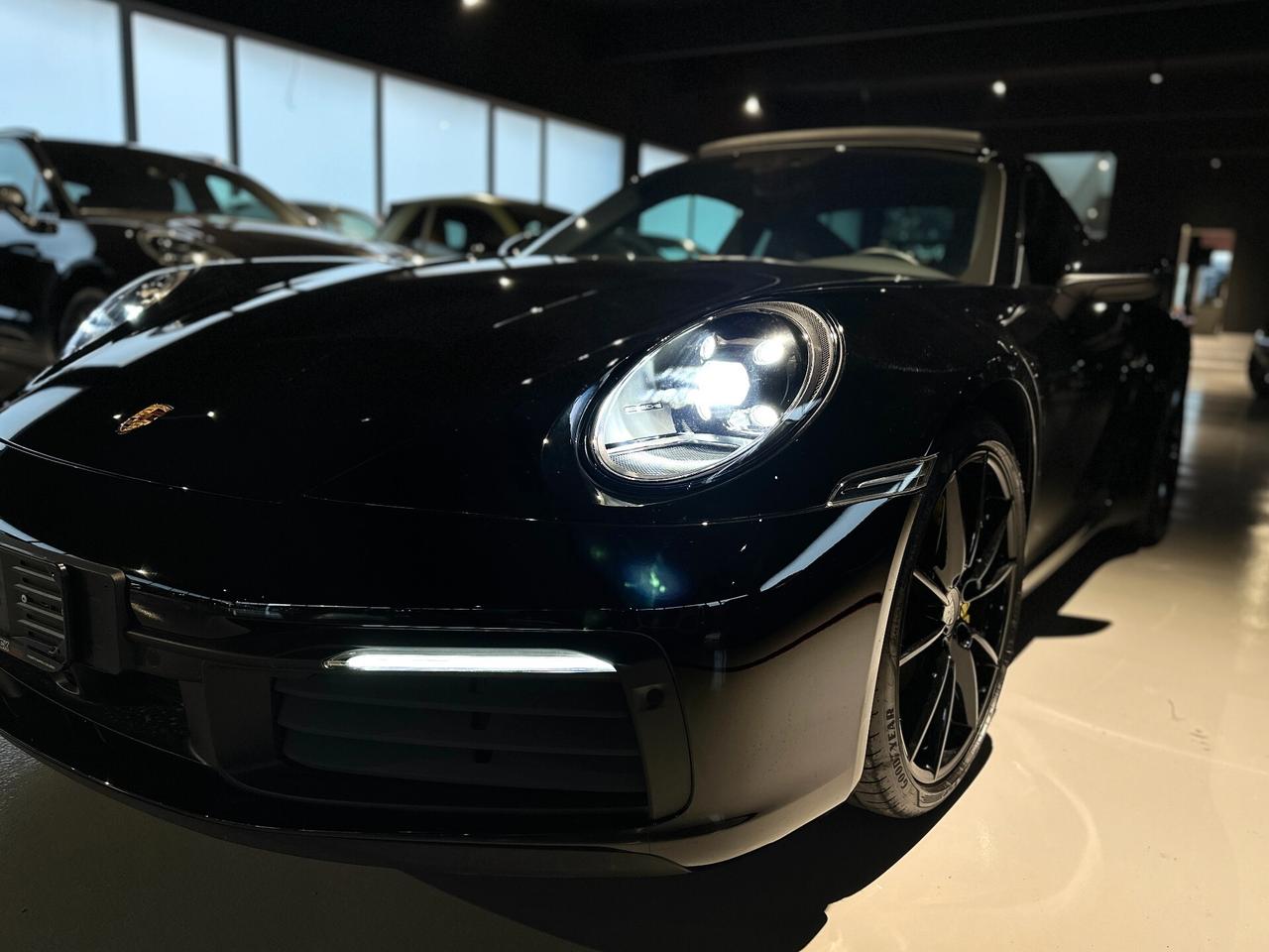 Porsche 911 911 Carrera 992 PDK