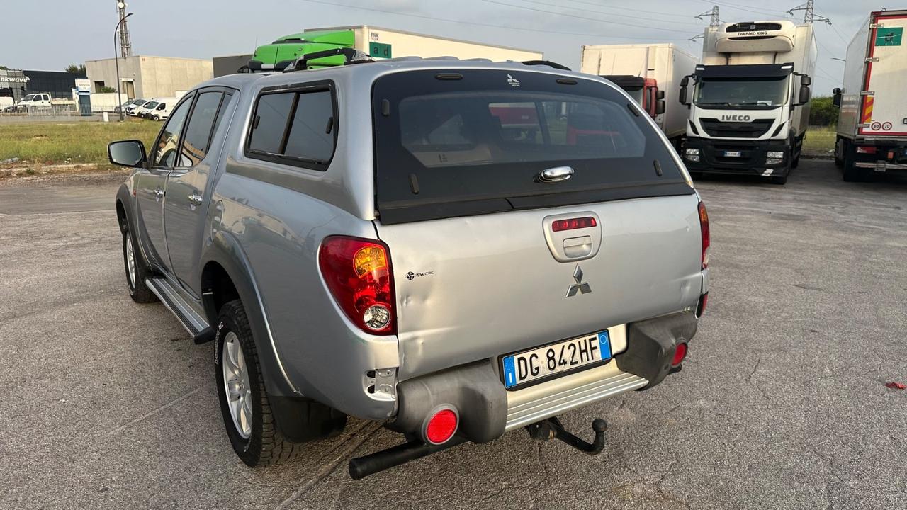 Mitsubishi L200 2.5 DI-D/136CV Double Cab Intense