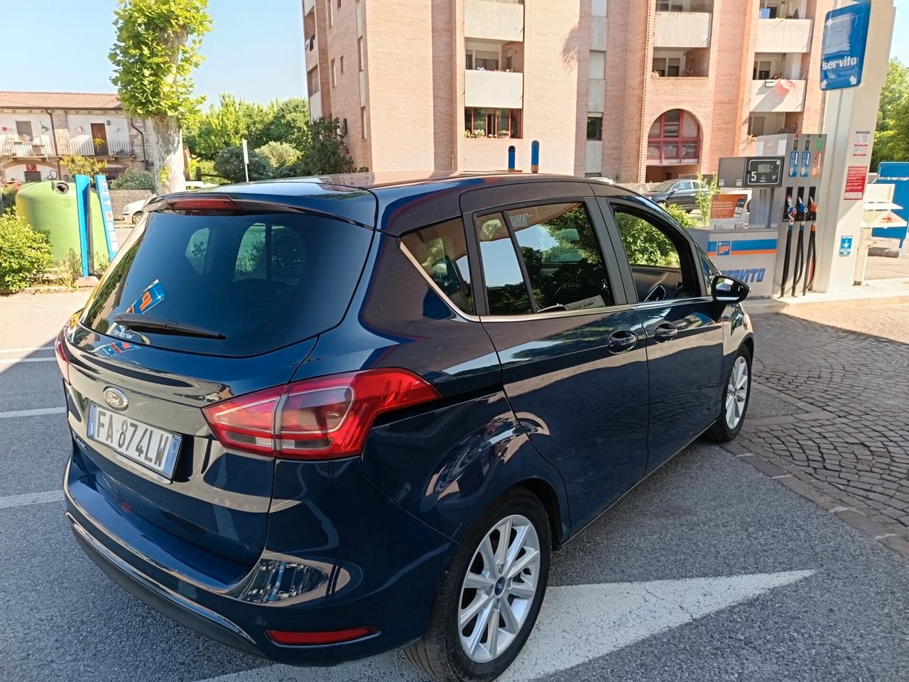 Ford B-Max 1.5 TDCi 95 CV Titanium ok neo patente