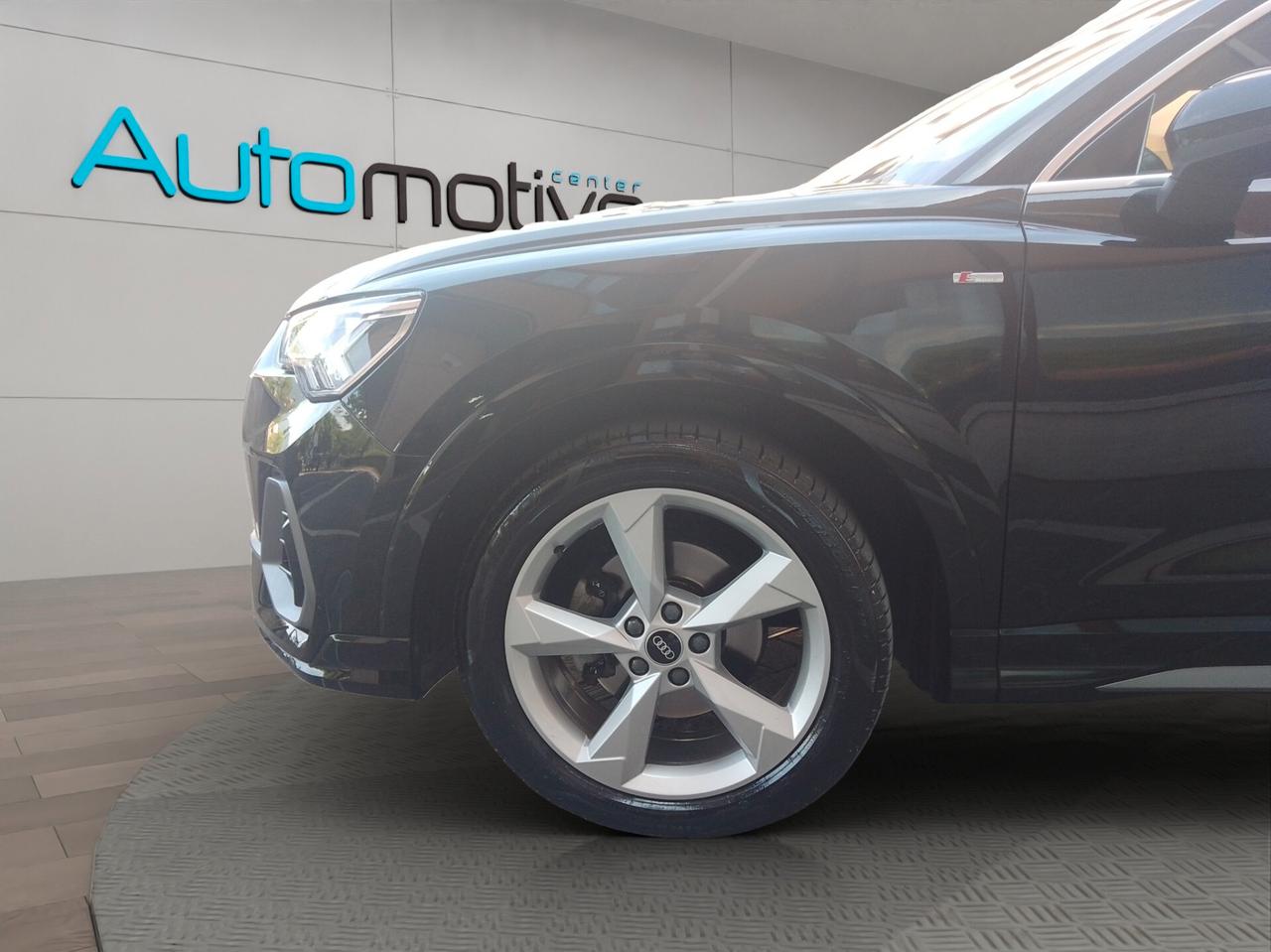 Audi Q3 35 TDI S tronic line edition