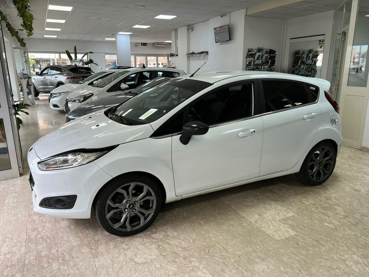 Ford Fiesta 1.5 TDCi 75CV 5 porte Titanium