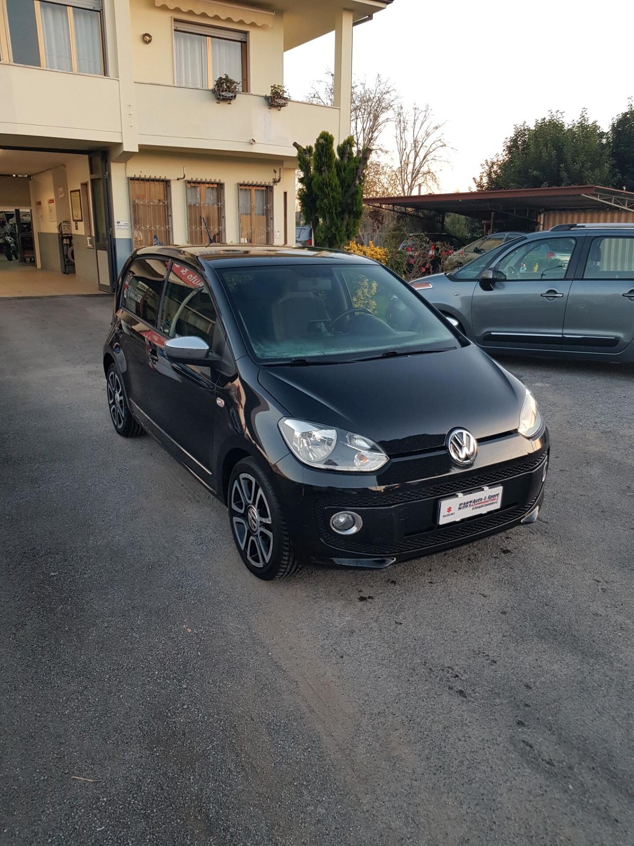 Volkswagen up! 1.0 75 CV 5p. high up!