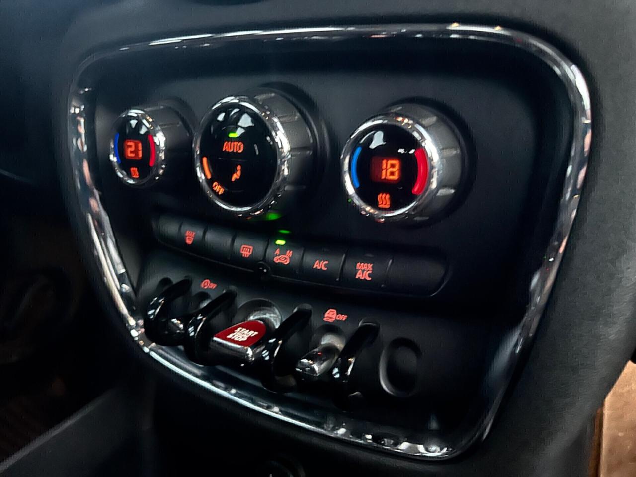 Mini One Clubman Mini 1.5 CRONOLOGIA TAGLIANDI