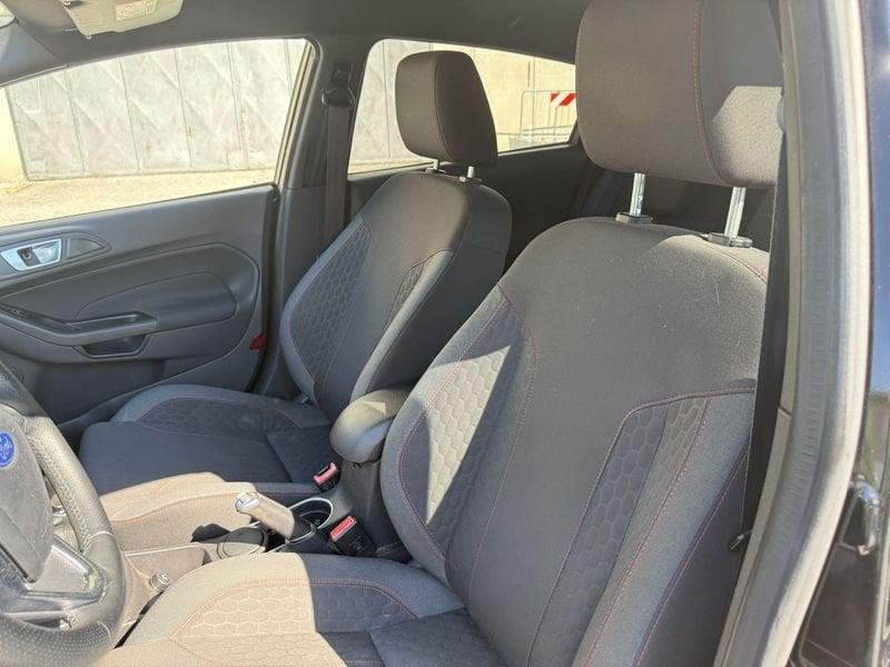 Ford Fiesta 1.5 TDCi 75CV ST-Line