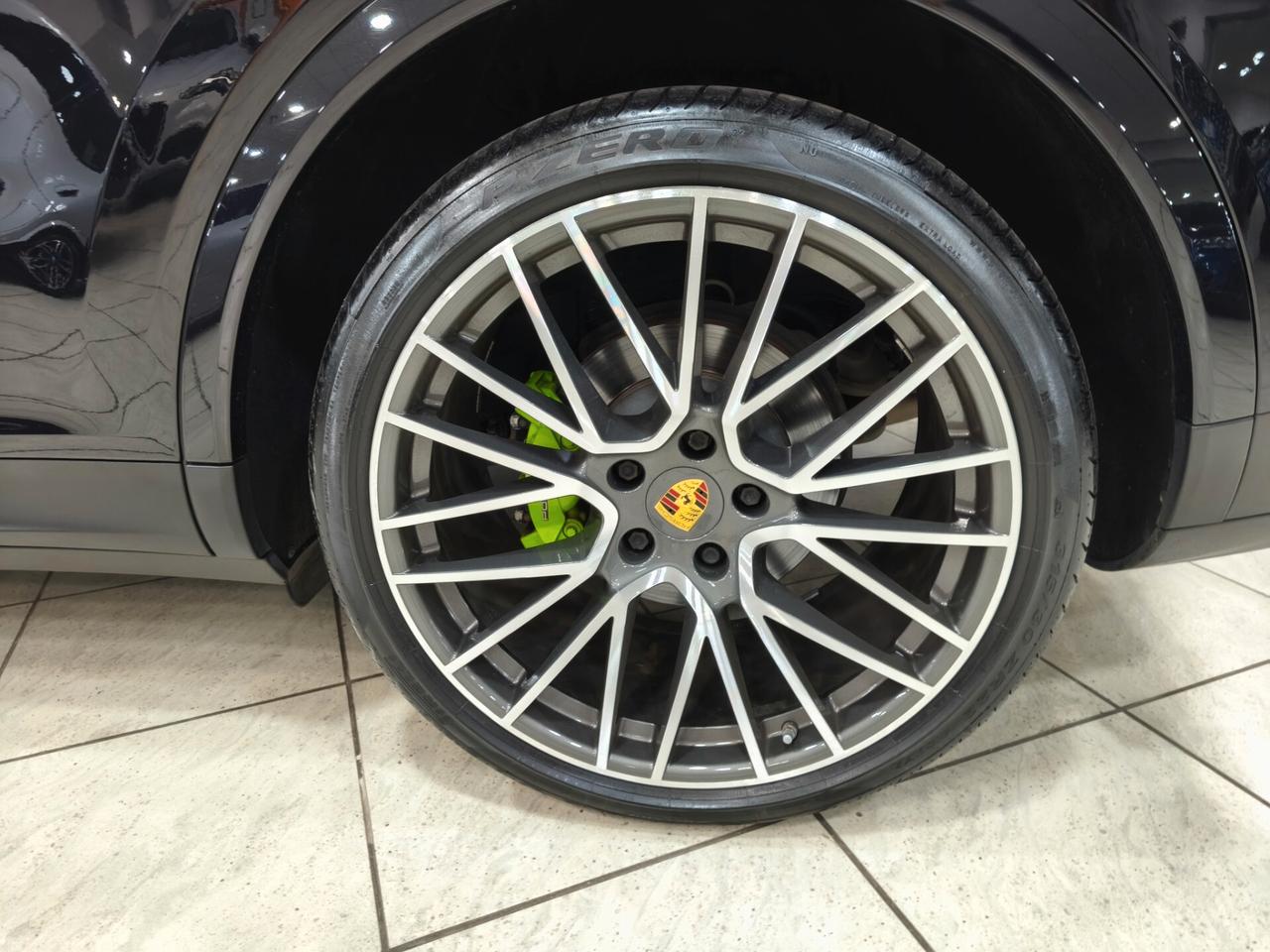 Porsche Cayenne Coupé 3.0 V6 340 cv platinium edition