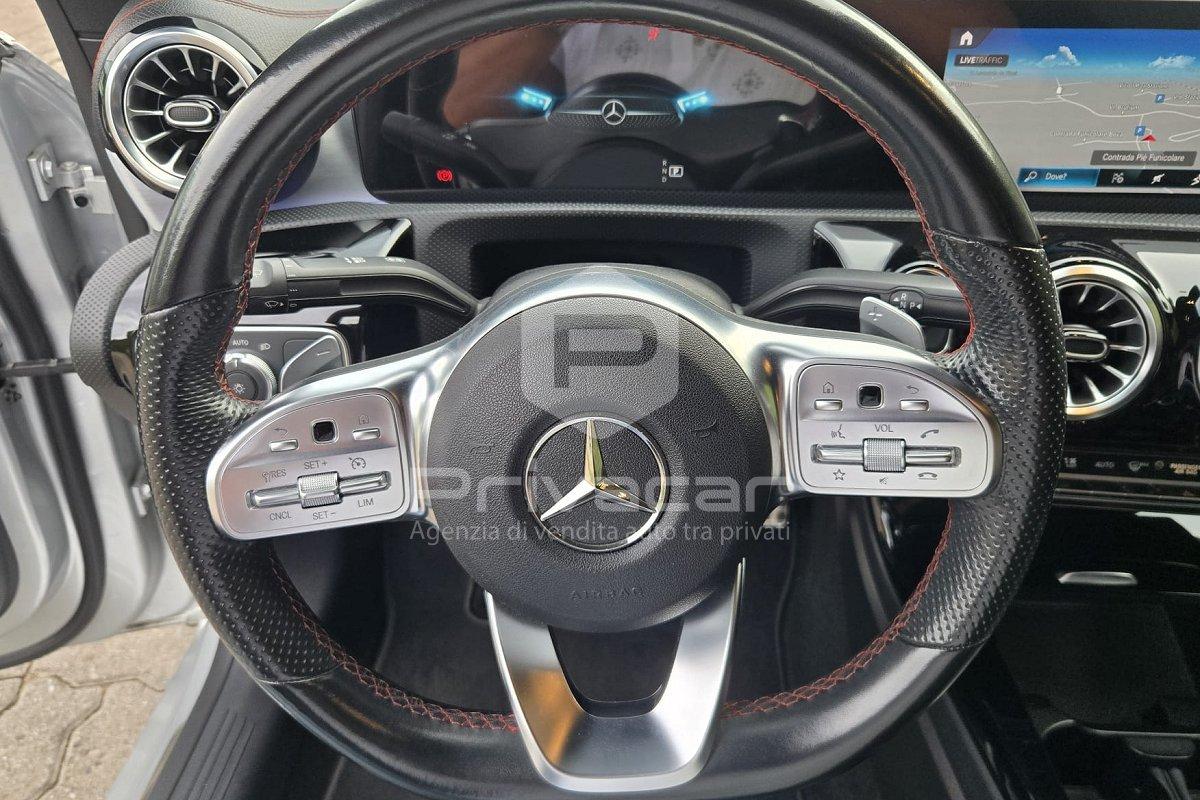 MERCEDES CLA 200 d Automatic Premium