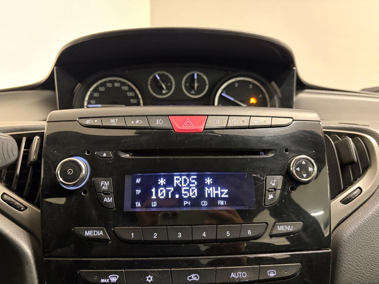 Lancia Ypsilon 0.9 TwinAir 85 CV 5 porte S&S Platinum