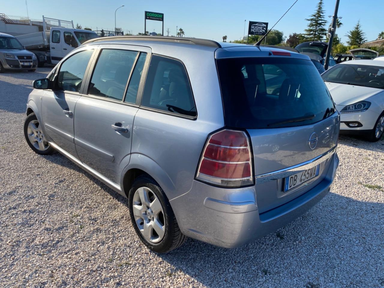 Opel Zafira 1.9 CDTI 120CV Cosmo 7 POSTI MANUALE