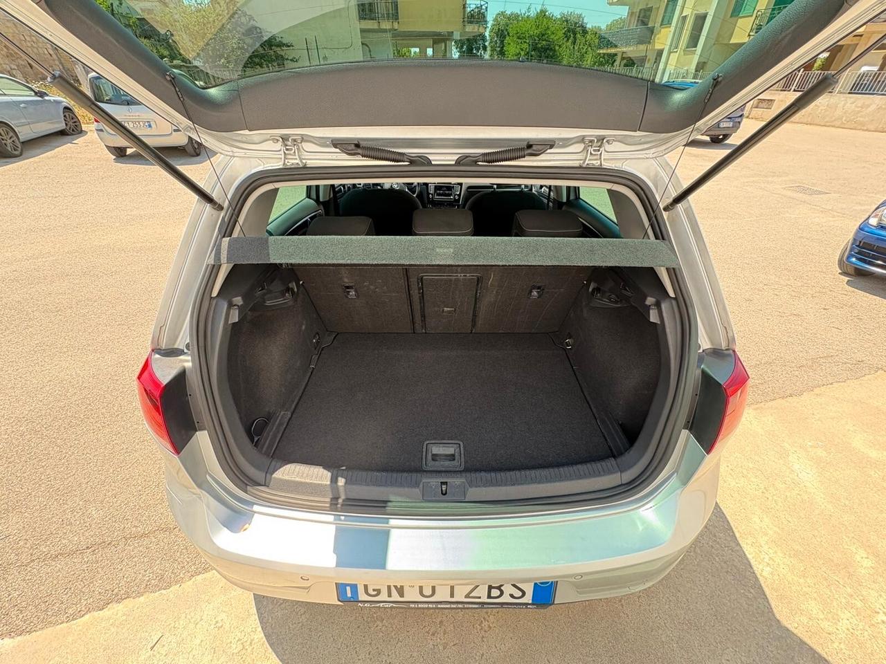 Volkswagen Golf 2.0 TDI DSG 5p. Highline BlueMotion Technology
