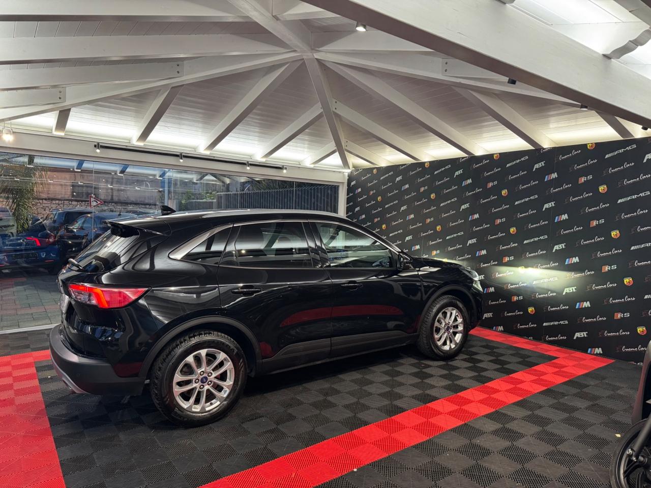 Ford Kuga 1.5 EcoBlue 120 CV aut. 2WD Titanium
