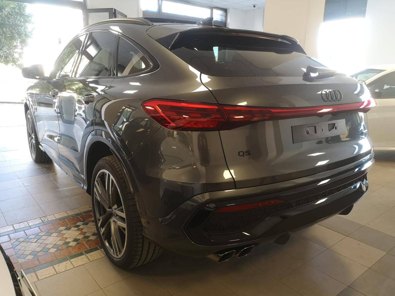 AUDI Q5 Sportback 40 TDI quattro S-tronic S-line 2025