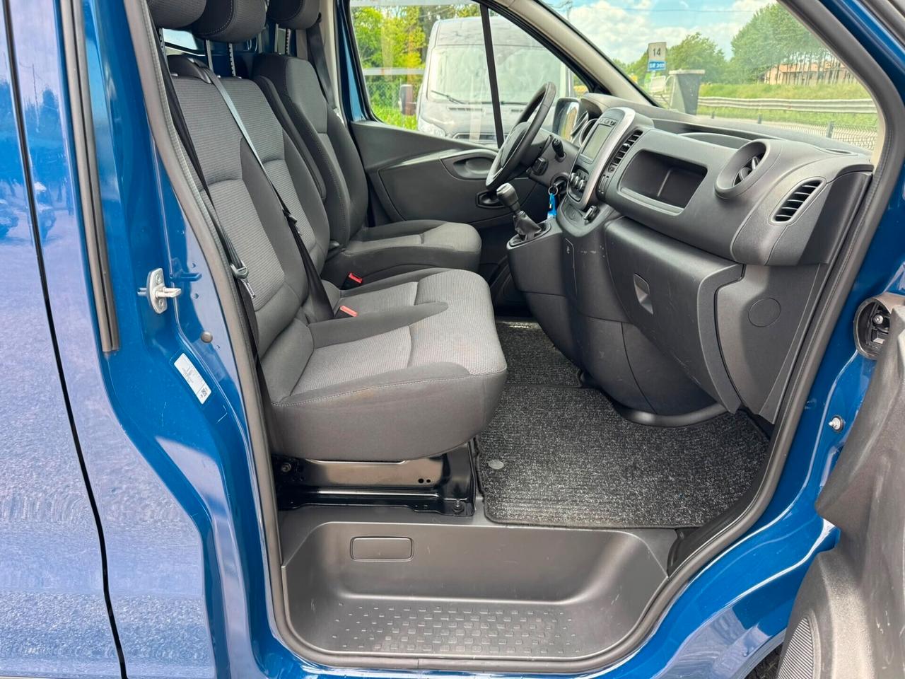 Renault Trafic T29 2.0 dCi 120CV PC-TN Furgone Ice