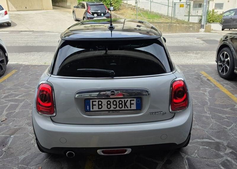 MINI Mini Cooper D LED NAVI HARMAN KARDON PDC