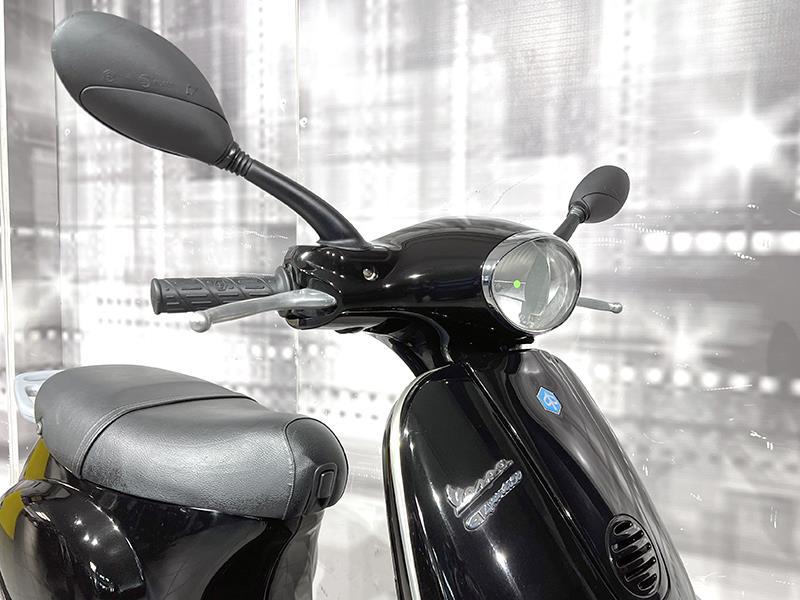 Piaggio Vespa ET4 150