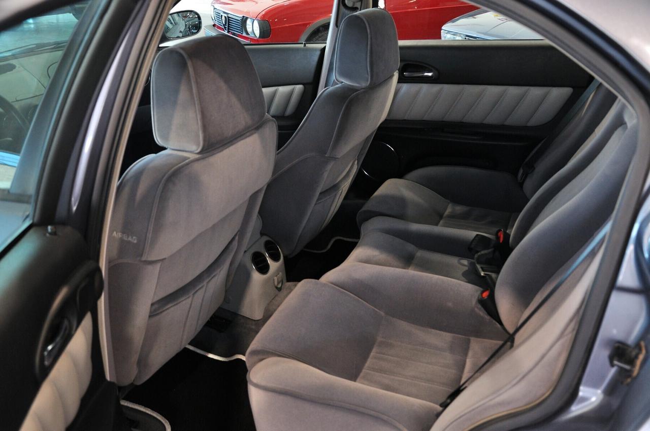 Alfa Romeo 166 2.0i V6 turbo cat Super CRS a libretto