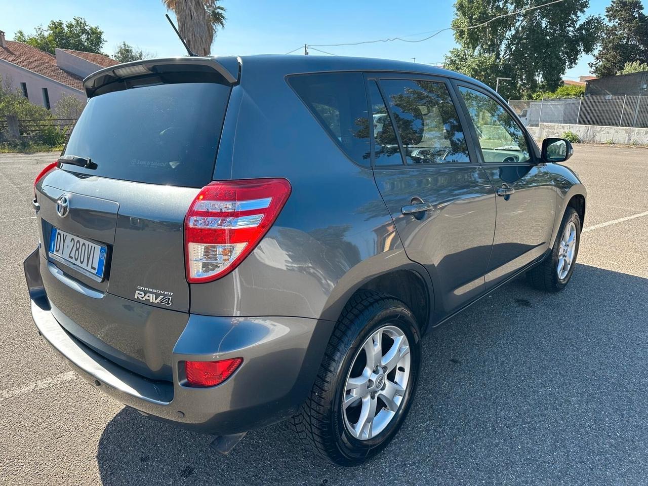 Toyota RAV 4 RAV4 2.2 D-4D 150 CV DPF Luxury