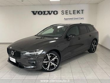 Volvo V60 B4 (d) automatico Plus Dark