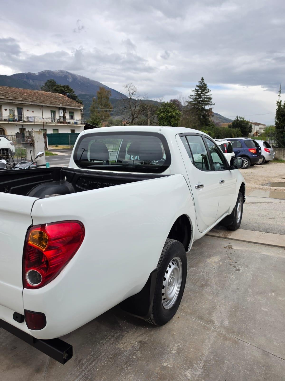 Mitsubishi L200 4x4 anno 2016 prezzo iva compresa