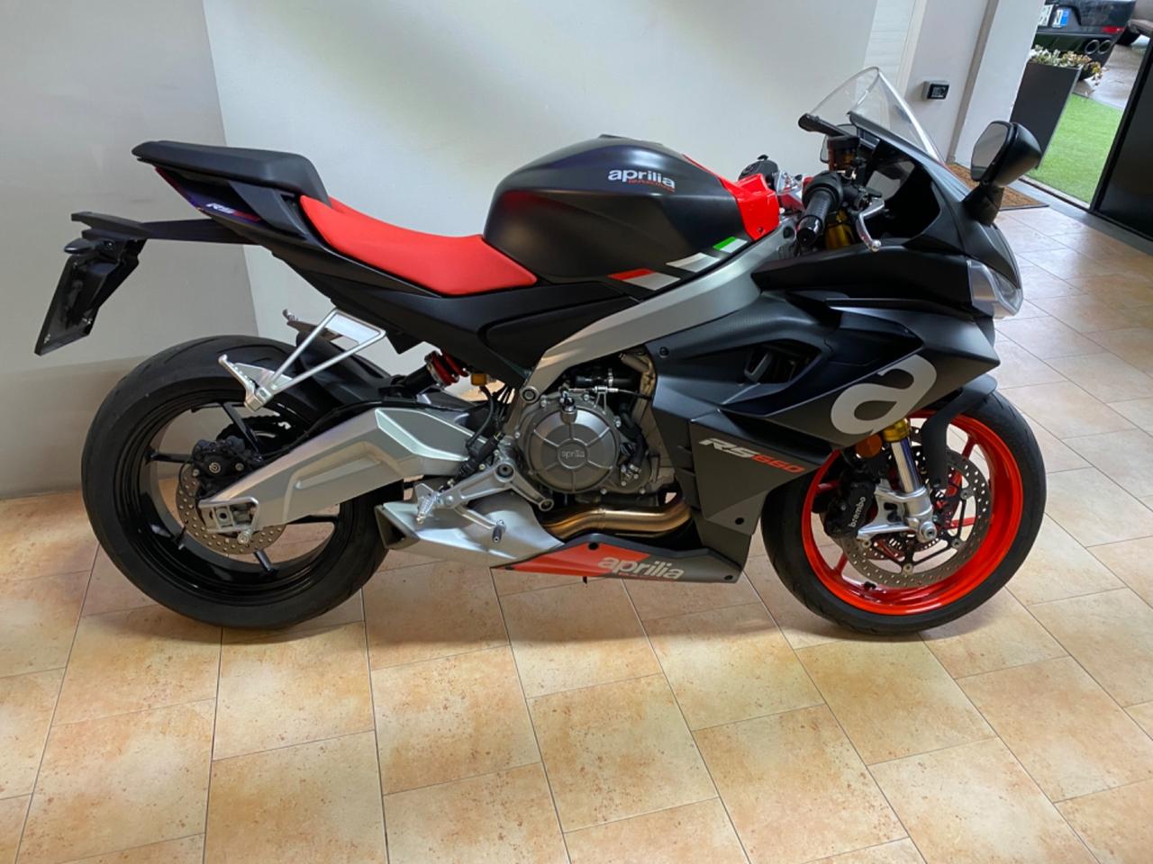 Aprilia RS660 2021 7000km Pari al nuovo