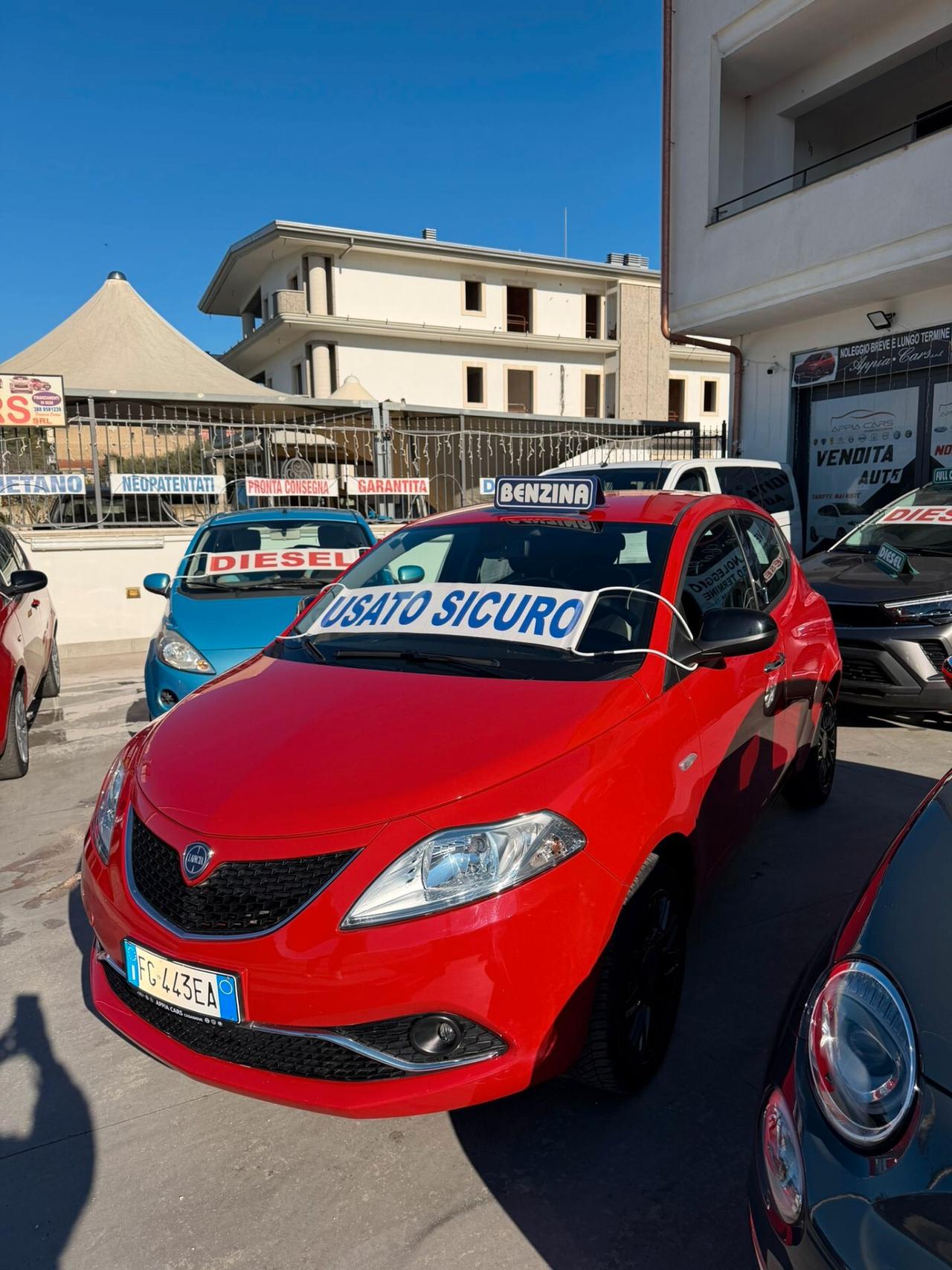 Lancia Ypsilon 1.2 69 CV 5 porte Platinum