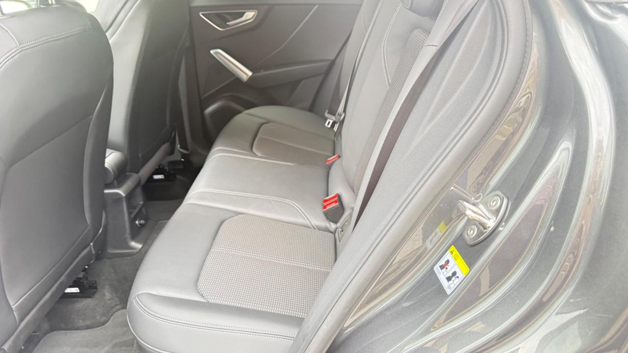 Audi Q2 35 TDI quattro S tronic line Edition LED TETTO MTRIC KAMERA CERCHI 19 PELLE PACCHETTO SPORT PDC