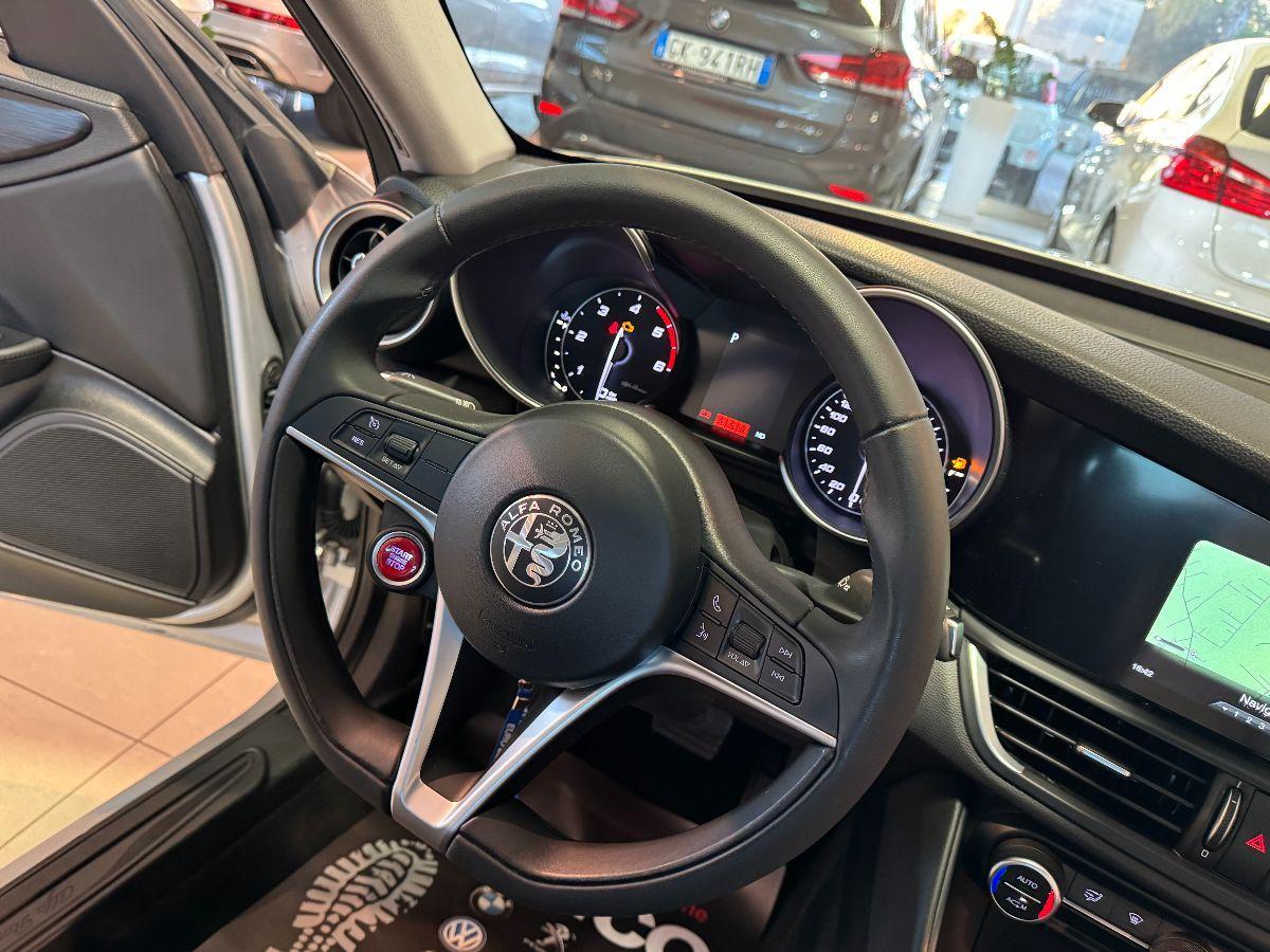 ALFA ROMEO Giulia 2.2 Turbodiesel 150 CV AT8 Super