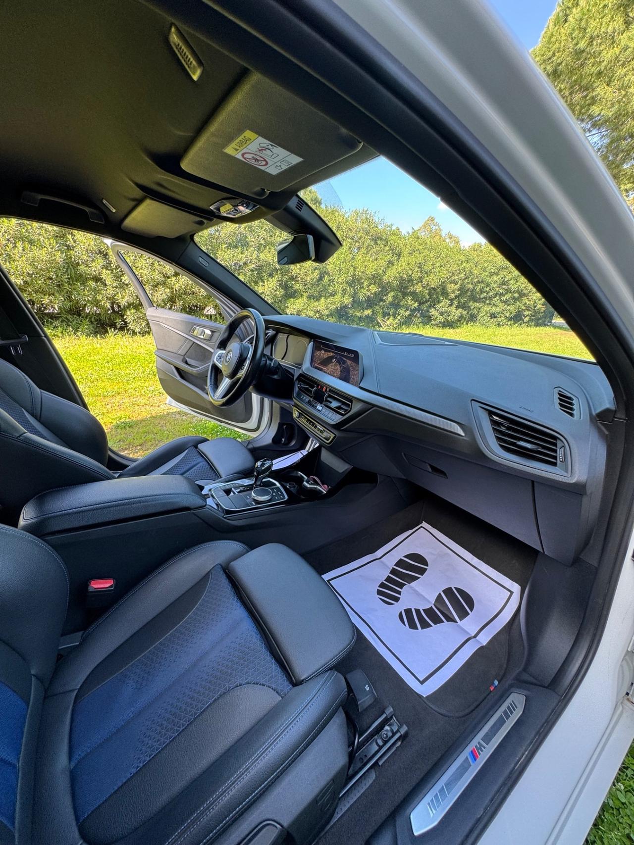 Bmw 116 118d 5p. Msport