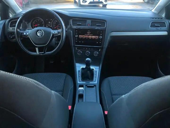 Volkswagen Golf 1.0 TSI 85 CV 5p. Trendline BlueMotion Technology