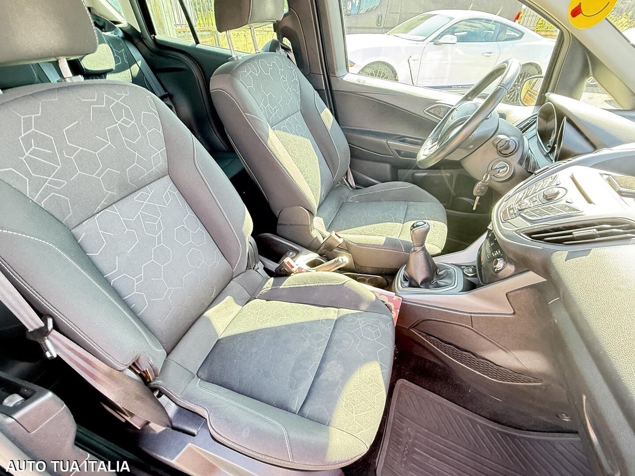 FORD B MAX ADATTA NEOPATENTATI