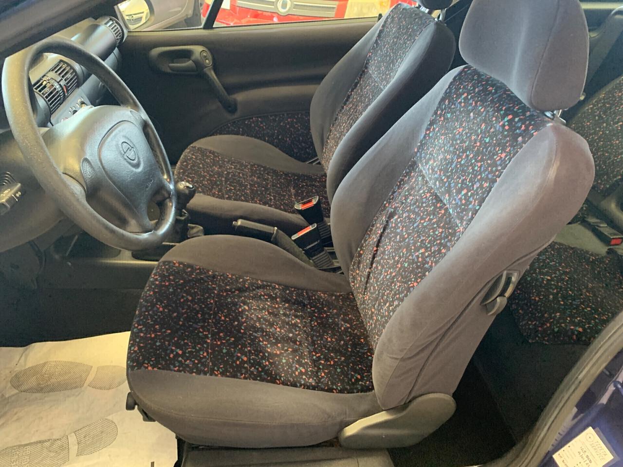 Opel Tigra 1.4i 16V cat