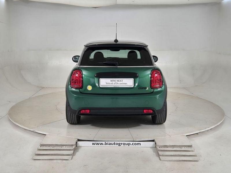 MINI Full Electric Mini F56 2021 Mini 3p Cooper SE Classic auto