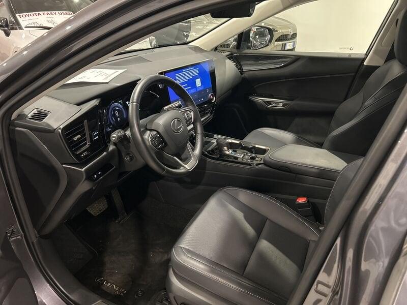 Lexus NX Hybrid 4WD Premium +