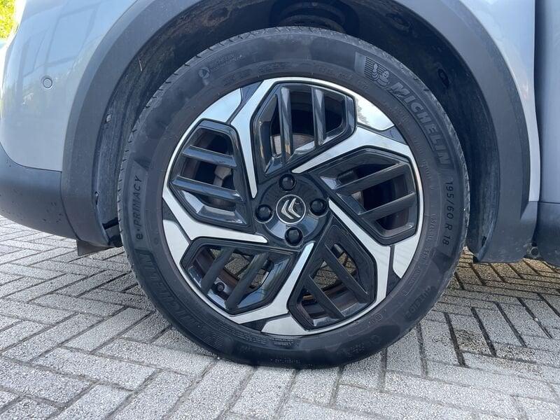 Citroën C4 III 2021 1.2 puretech Shine s&s 130cv eat8