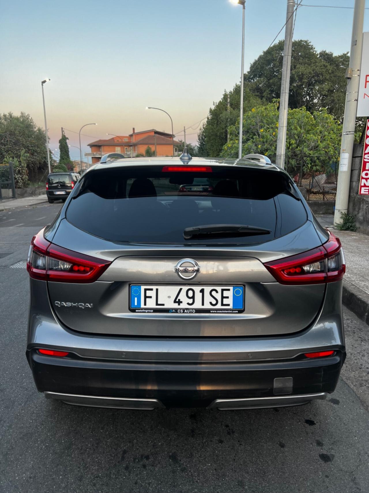 Nissan Qashqai 1.5 dCi Tekna tetto apribile