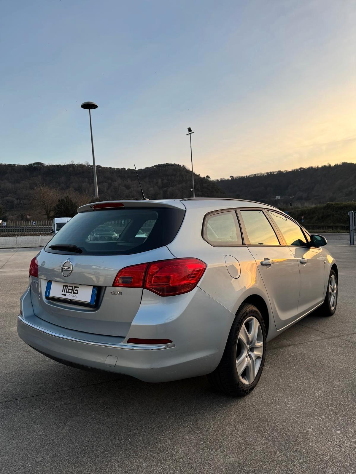Opel Astra 1.6 CDTI EcoFLEX S&S Sports Tourer Cosmo