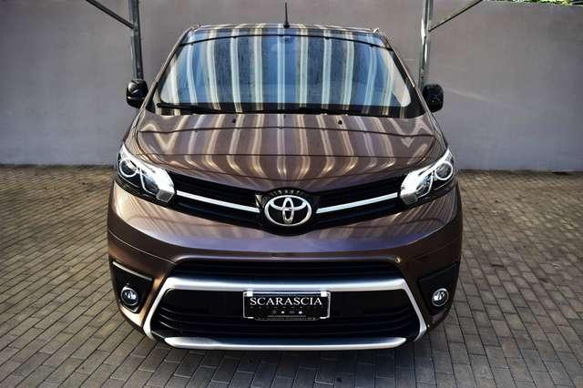 Toyota Proace Verso 2.0D 177 cv L2 Automatica Black Edition - "Autocarro N1"