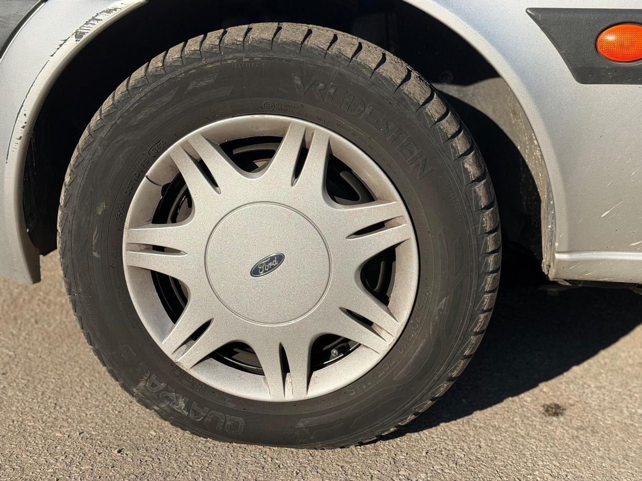 Ford Fiesta 1.2i 16V cat 3 SOLO 100.000 KM NEOPATENTATI OK